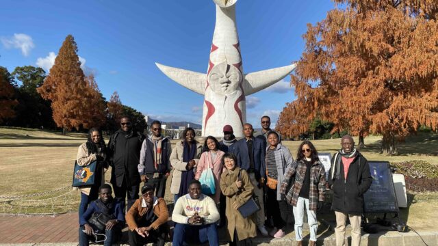 招へい学生が国立民族学博物館を見学しました